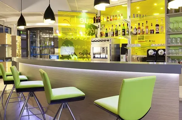 Hote salle seminaire Ibis Styles Beaune Centre 5