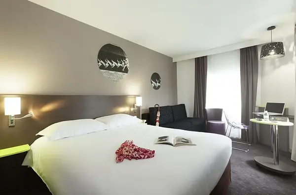 Hote salle seminaire Ibis Styles Beaune Centre 8